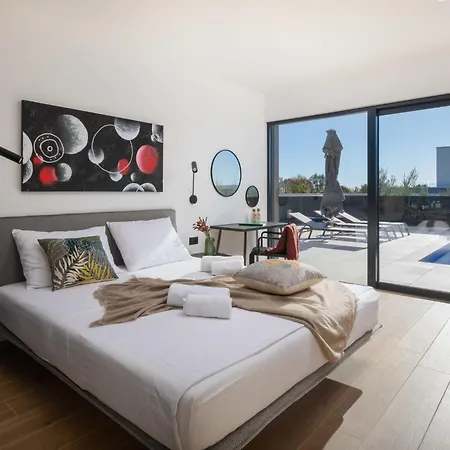 Old Olive Vi By Interhome