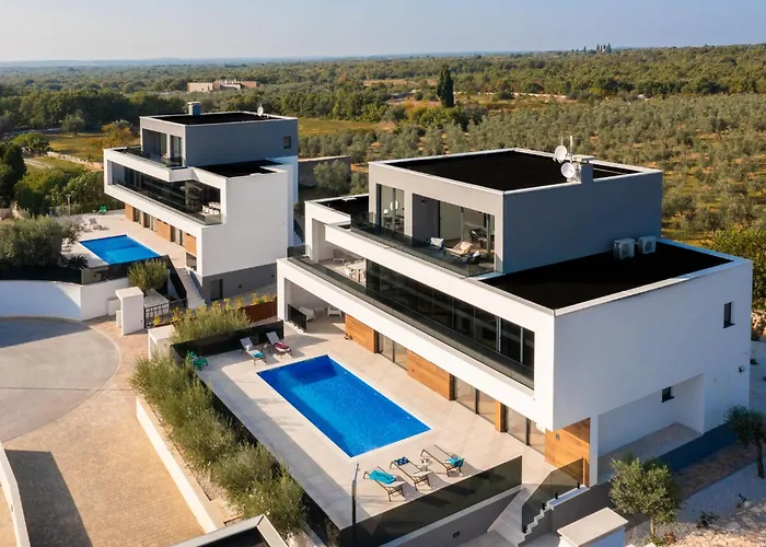 Old Olive Vi By Interhome *