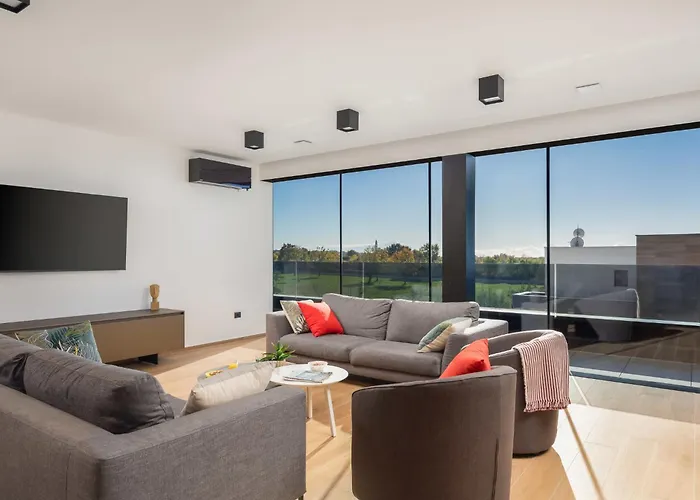 Old Olive Vi By Interhome 빌라 보드냔