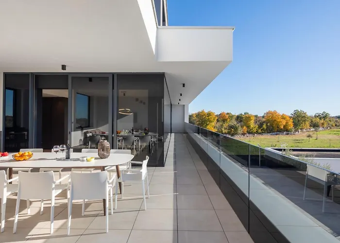 Old Olive Vi By Interhome 빌라 보드냔