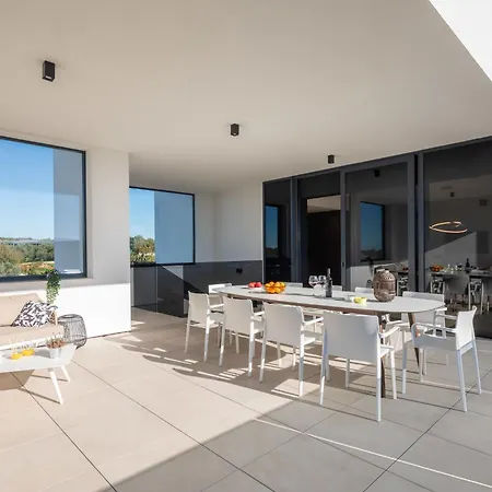 Old Olive Vi By Interhome فودنيان
